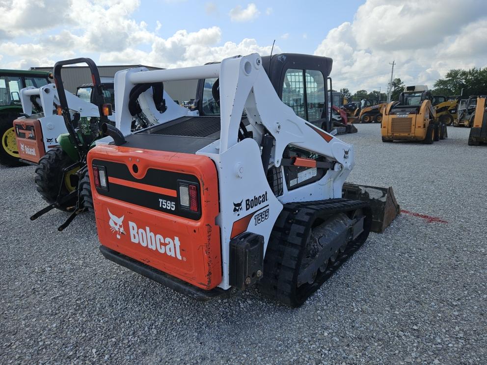 Image for 2018 Bobcat T595