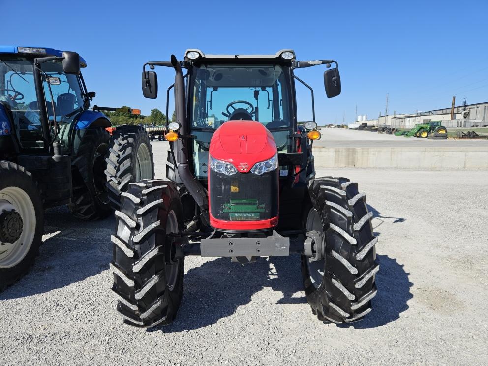 Image for 2020 Massey Ferguson 6713