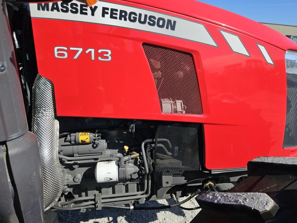 Image for 2020 Massey Ferguson 6713