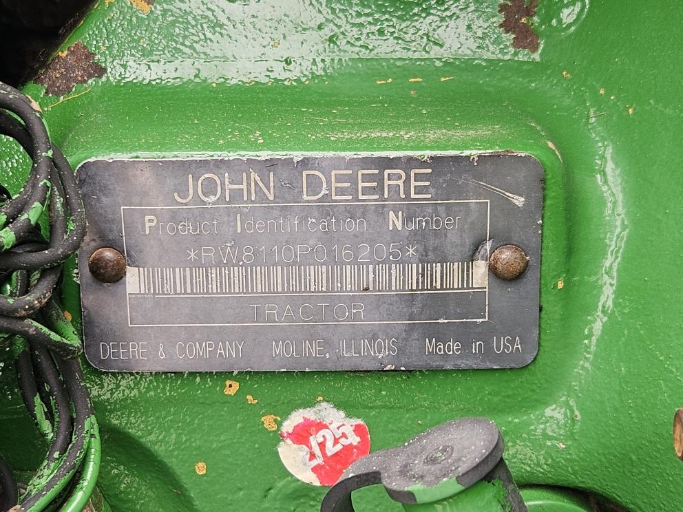 Image for 2001 John Deere 8110