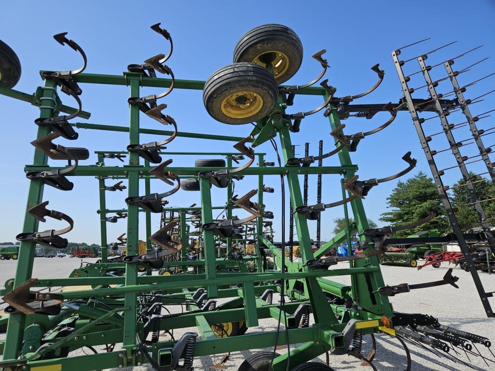 Image for John Deere 2210