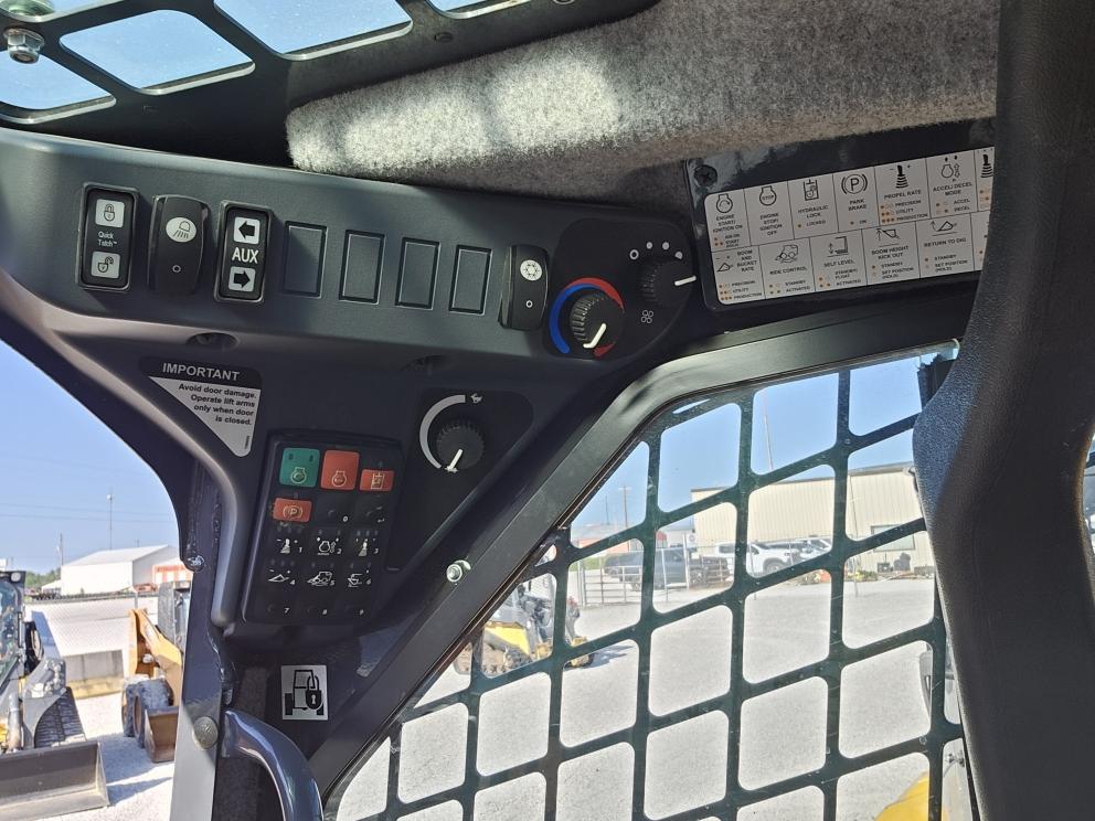 Image for 2018 John Deere 331G