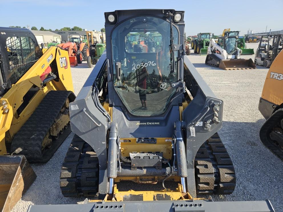 Image for 2018 John Deere 331G