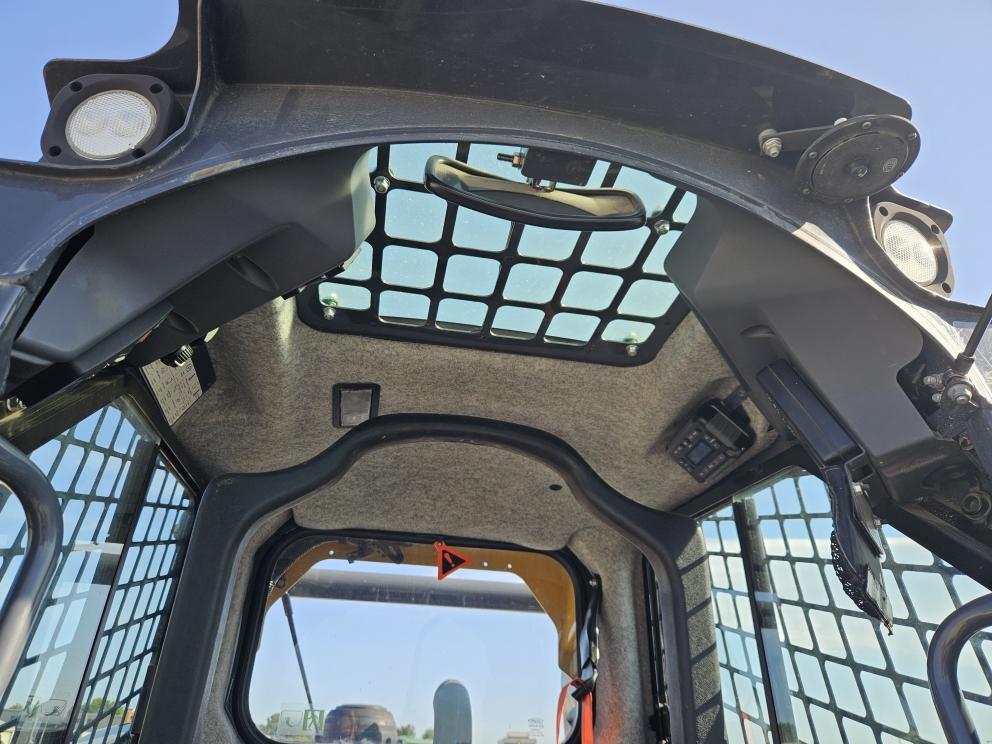 Image for 2018 John Deere 331G