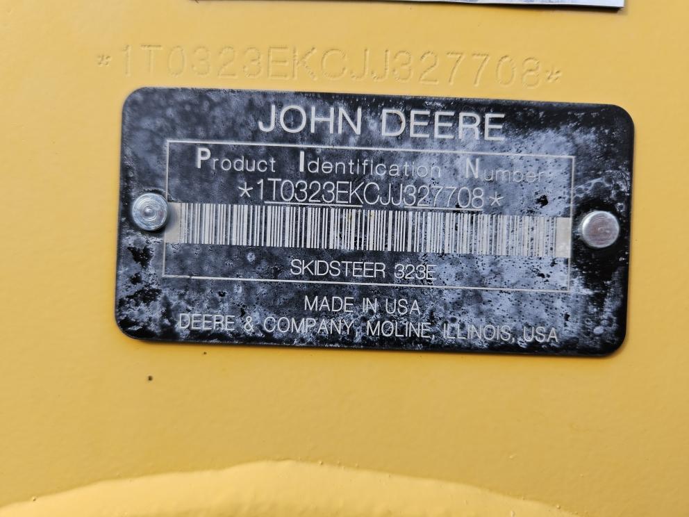 Image for 2018 John Deere 323E