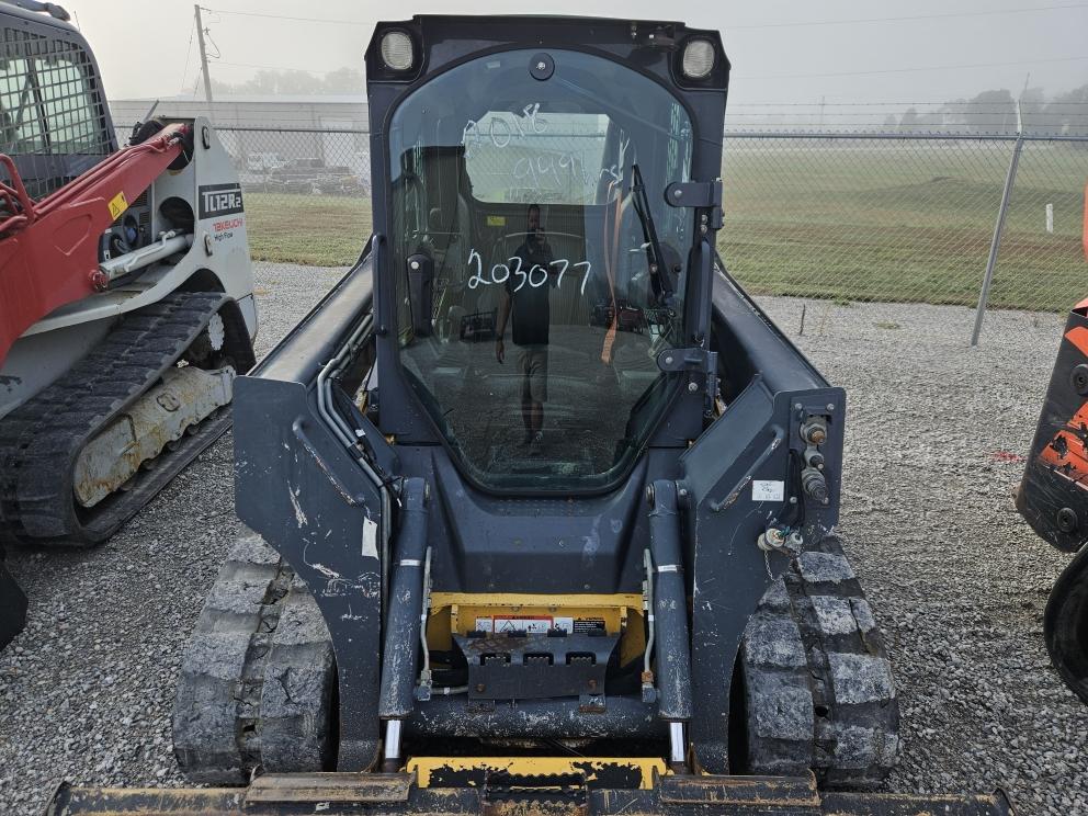 Image for 2018 John Deere 323E