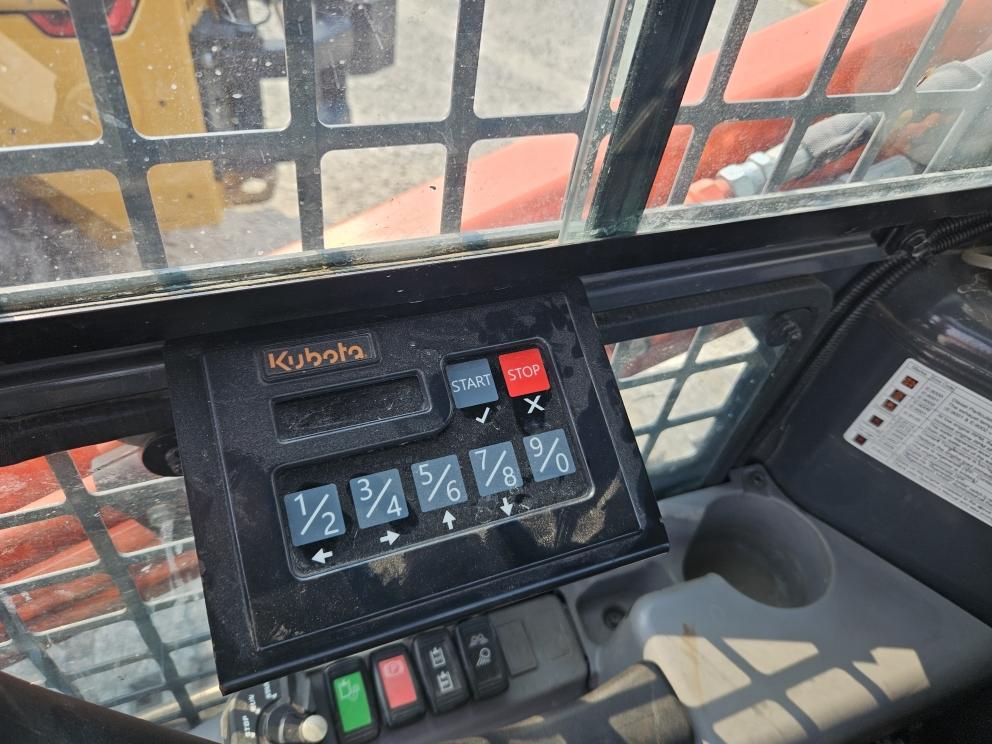 Image for 2022 Kubota SVL75-2