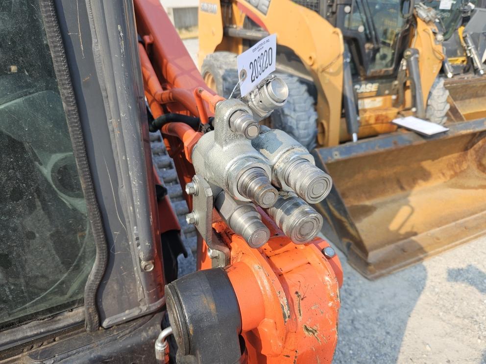 Image for 2022 Kubota SVL75-2