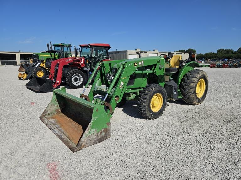 Image for 2016 John Deere 5085E