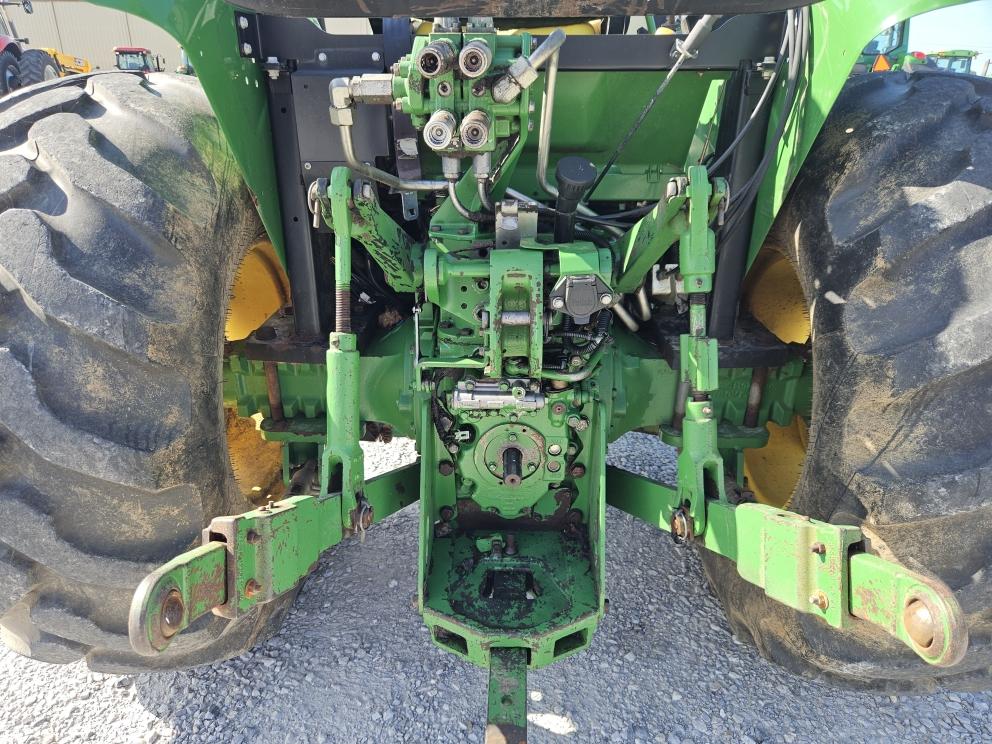 Image for 2016 John Deere 5085E