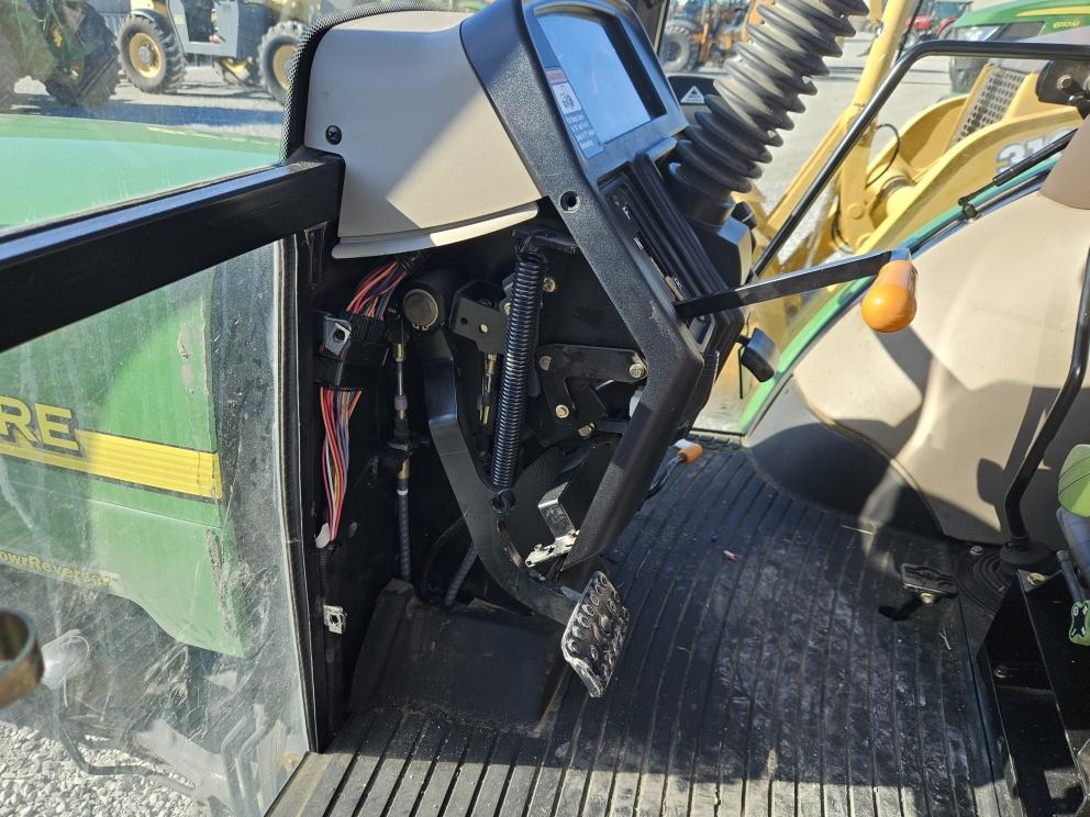 Image for 2004 John Deere 5420