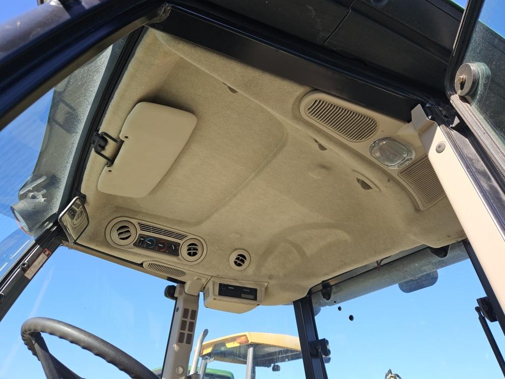 Image for 2004 John Deere 5420