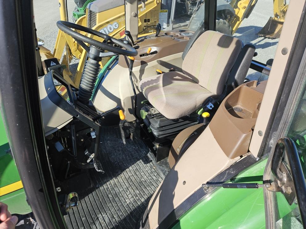 Image for 2004 John Deere 5420