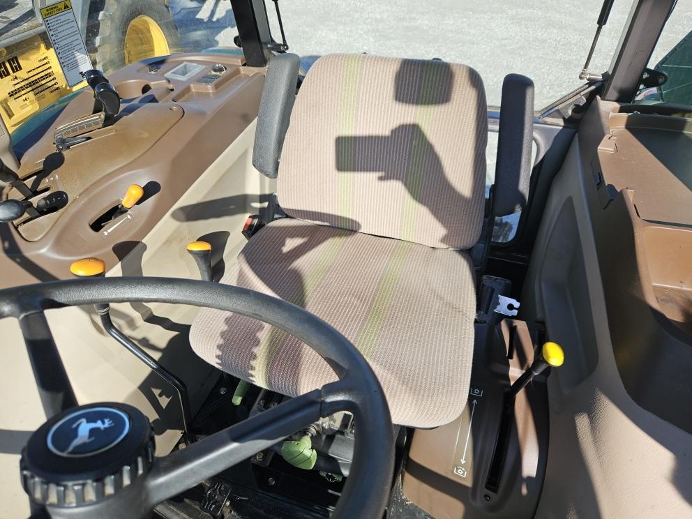 Image for 2004 John Deere 5420