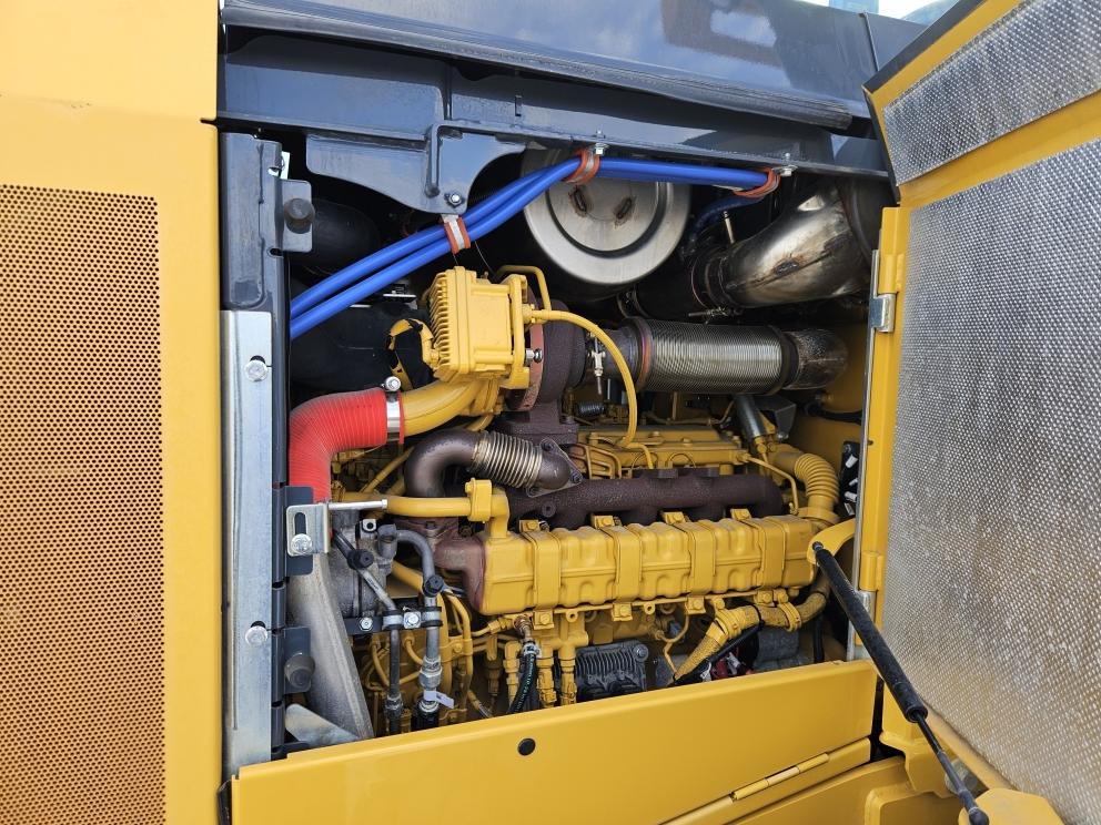 Image for 2021 John Deere 524 P-Tier