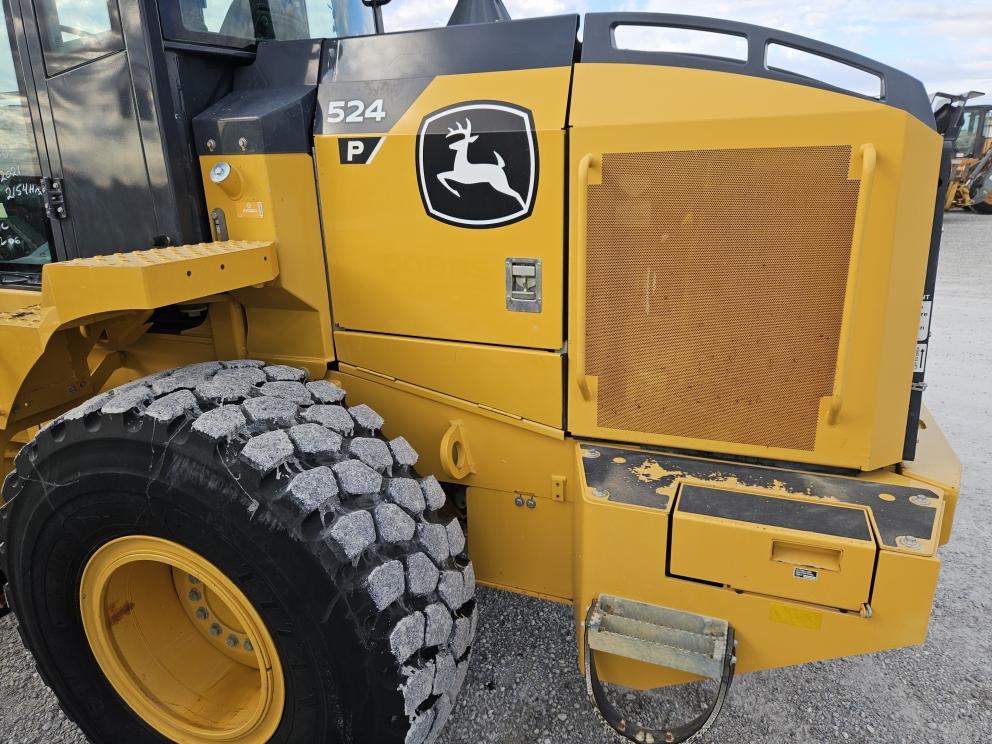 Image for 2021 John Deere 524 P-Tier