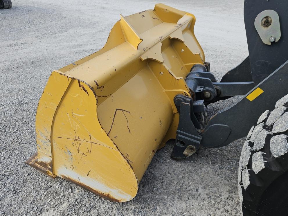 Image for 2021 John Deere 524 P-Tier