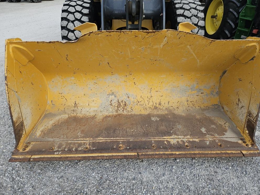 Image for 2021 John Deere 524 P-Tier