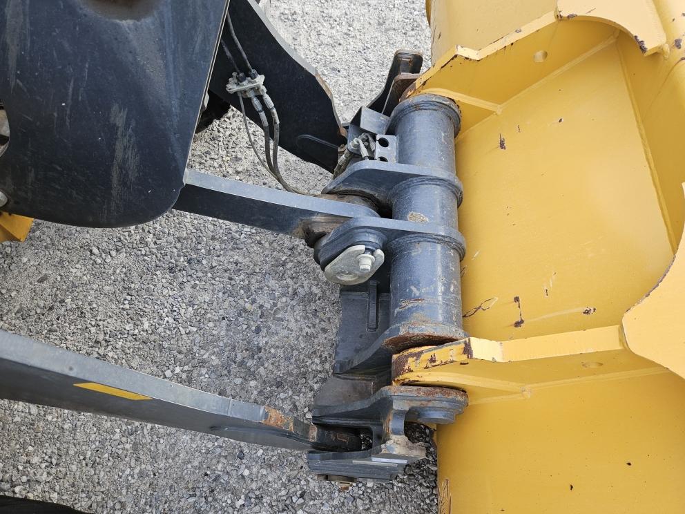 Image for 2021 John Deere 524 P-Tier