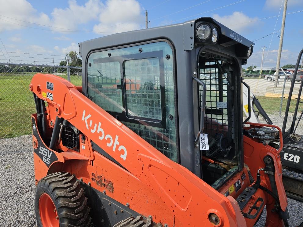 Image for 2019 Kubota SSV65
