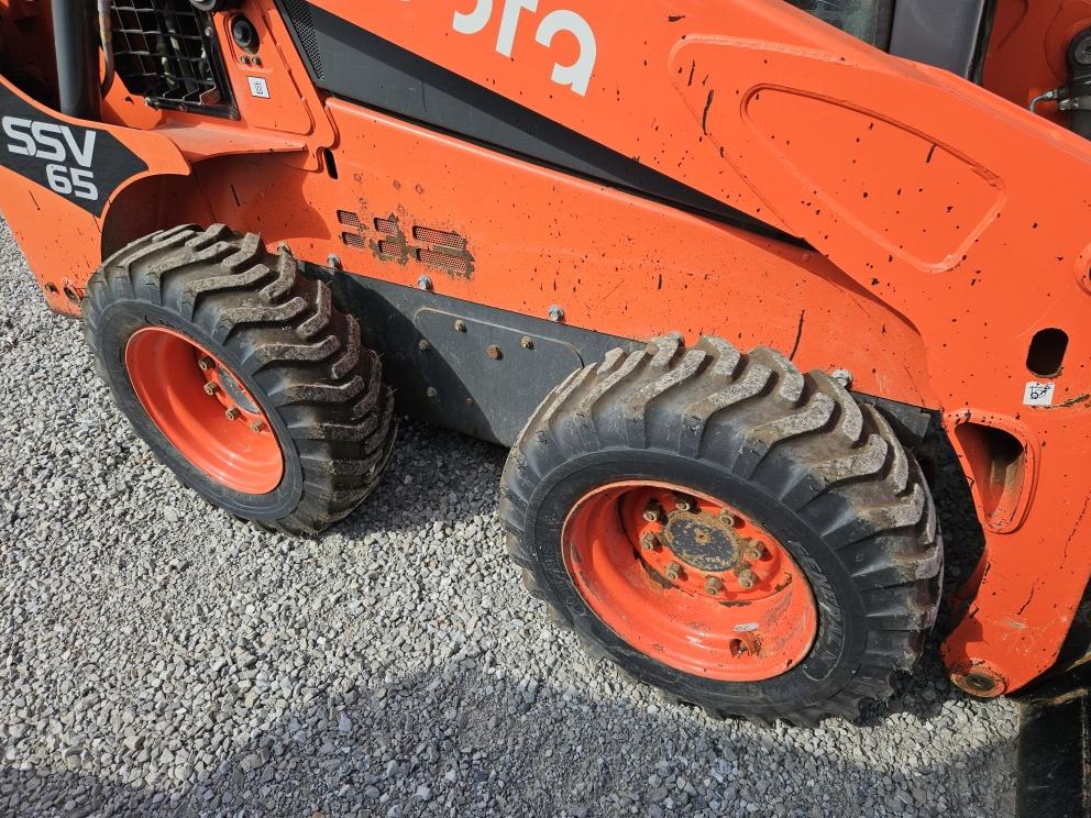 Image for 2019 Kubota SSV65