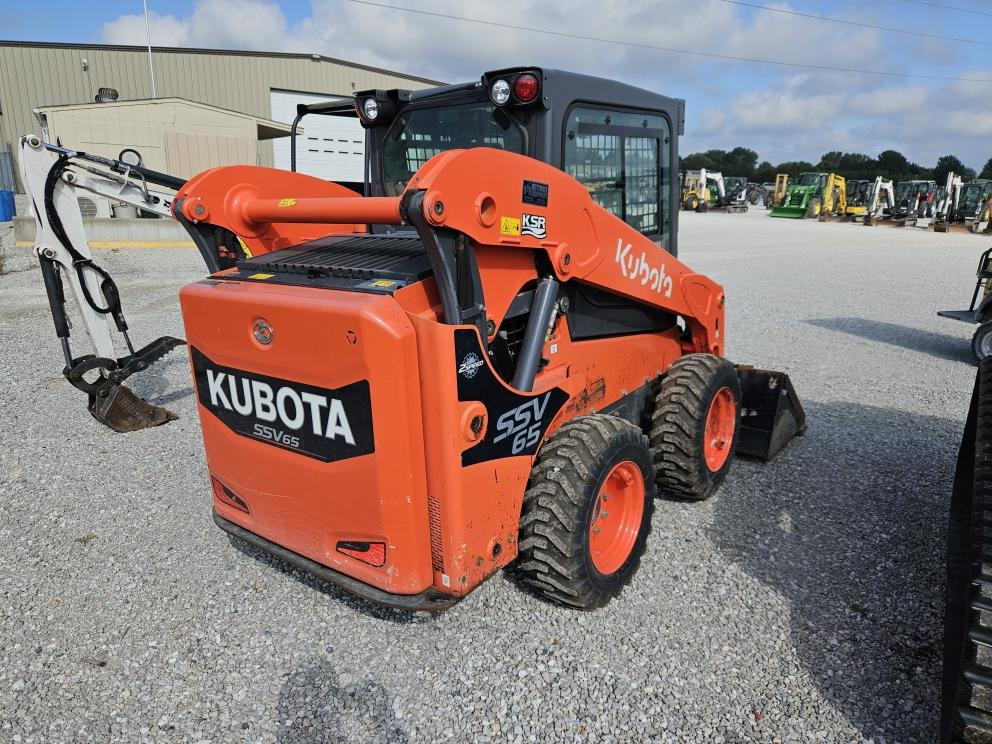 Image for 2019 Kubota SSV65