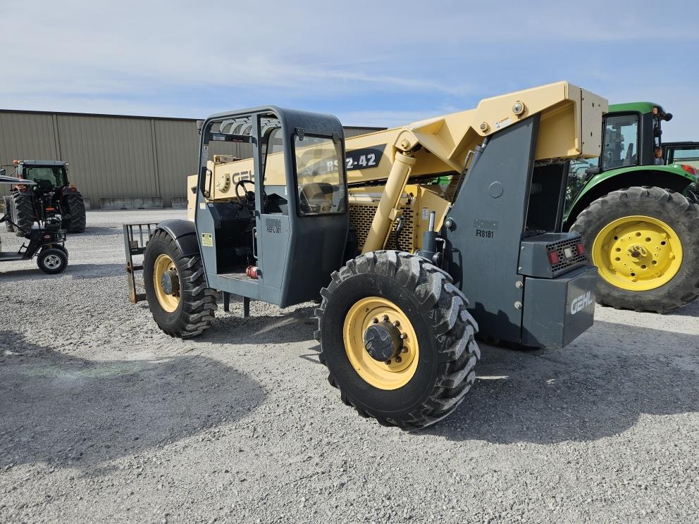 Image for 2014 Gehl RS12-42