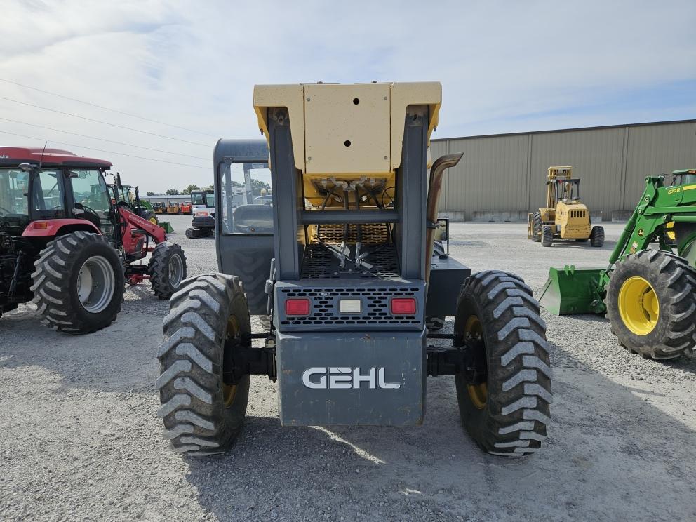 Image for 2014 Gehl RS12-42