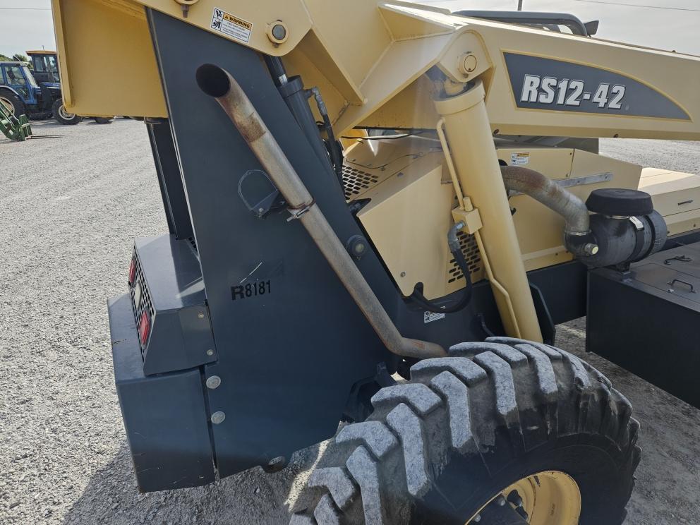 Image for 2014 Gehl RS12-42