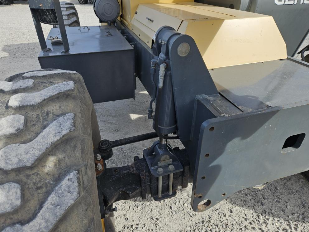 Image for 2014 Gehl RS12-42