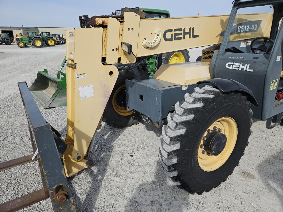 Image for 2014 Gehl RS12-42