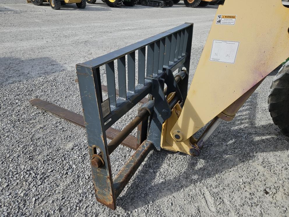 Image for 2014 Gehl RS12-42