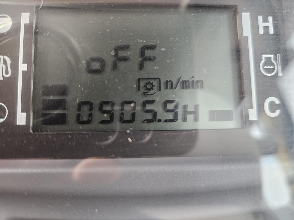 Image for 2021 Massey Ferguson 1835