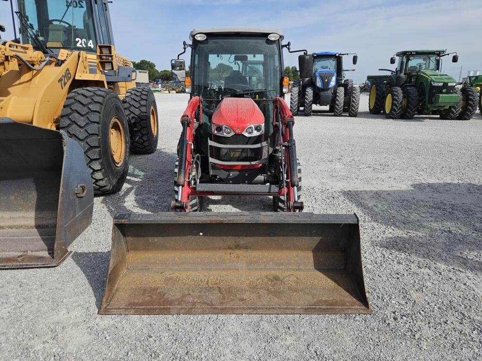 Image for 2021 Massey Ferguson 1835