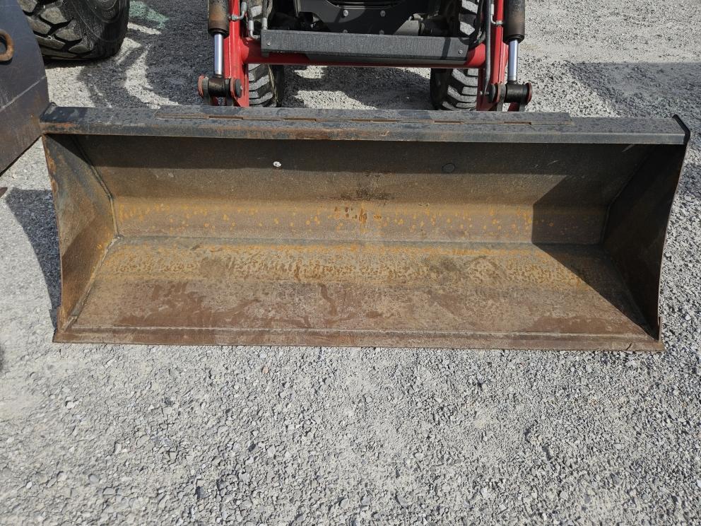 Image for 2021 Massey Ferguson 1835