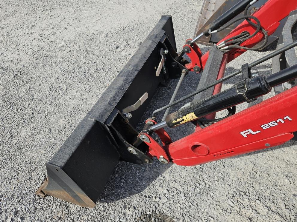 Image for 2021 Massey Ferguson 1835