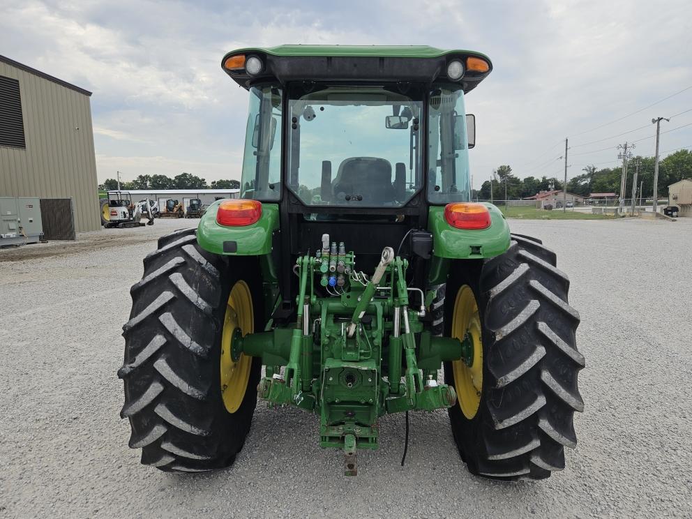 Image for 2017 John Deere 6105E