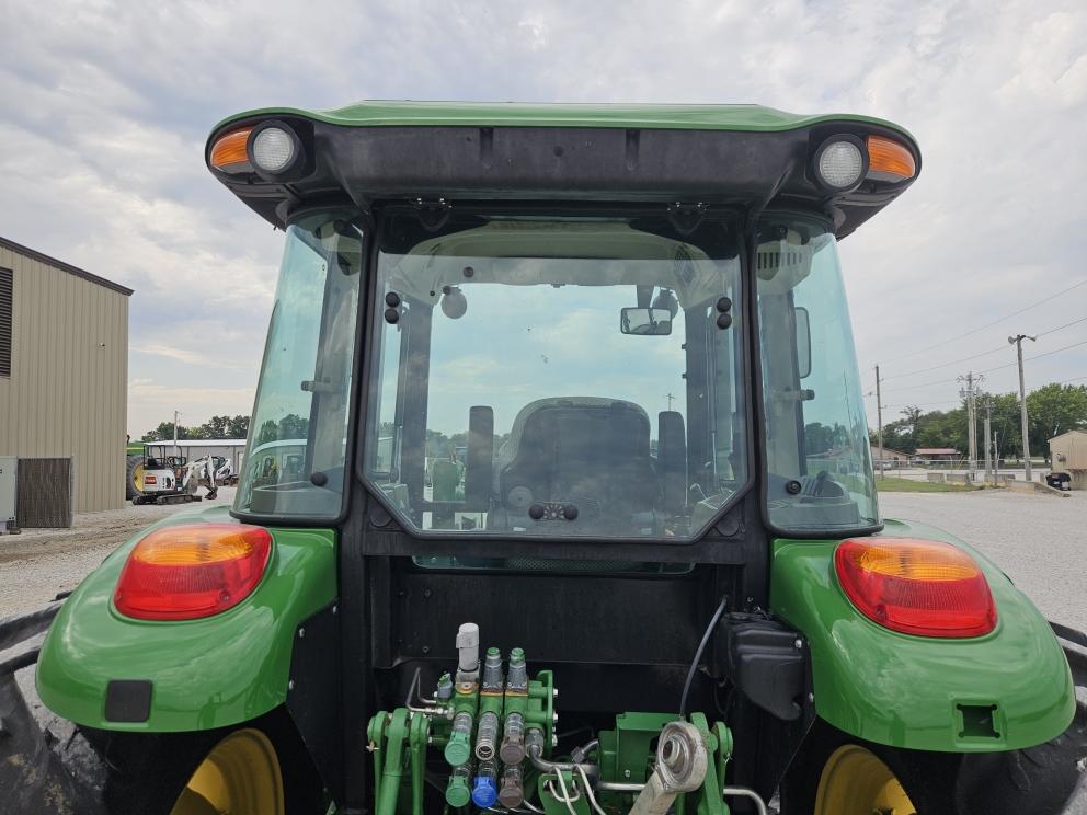 Image for 2017 John Deere 6105E