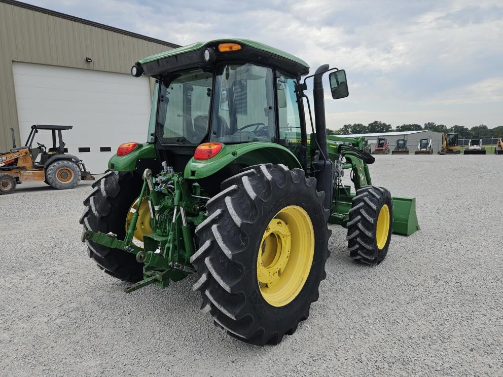 Image for 2017 John Deere 6105E