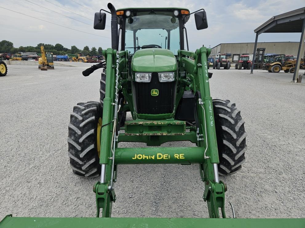 Image for 2017 John Deere 6105E