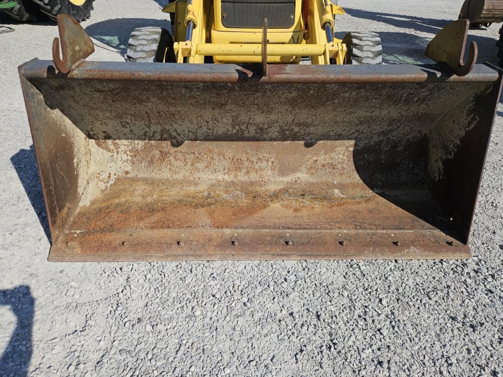 Image for 2005 New Holland LB75B