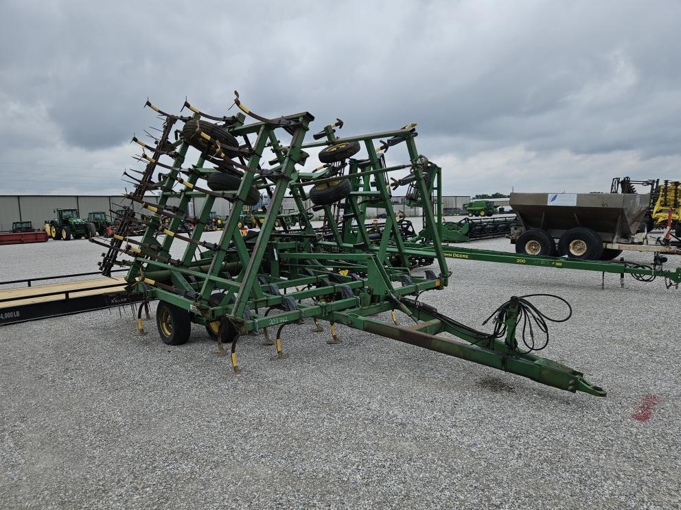 Image for 1996 John Deere 980