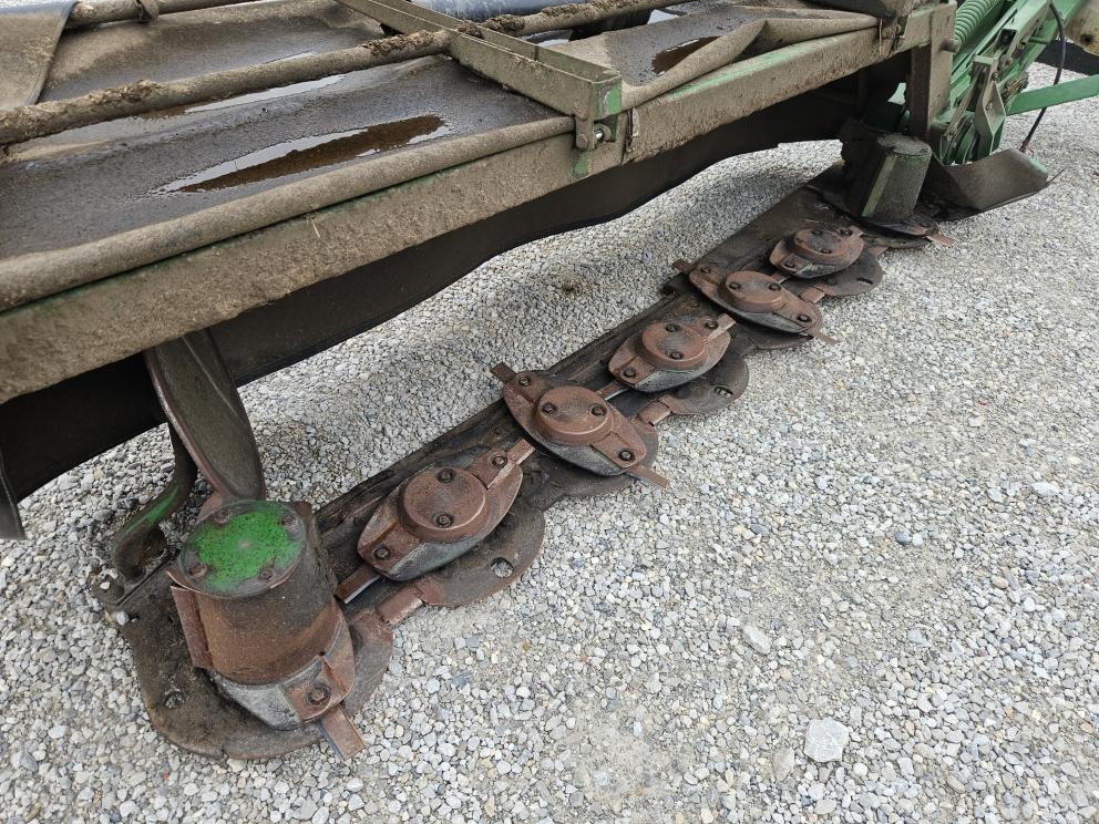 Image for John Deere 275