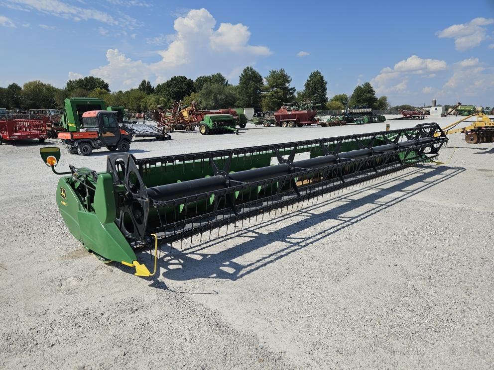 Image for 2009 John Deere 635F