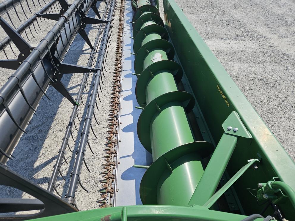 Image for 2009 John Deere 635F