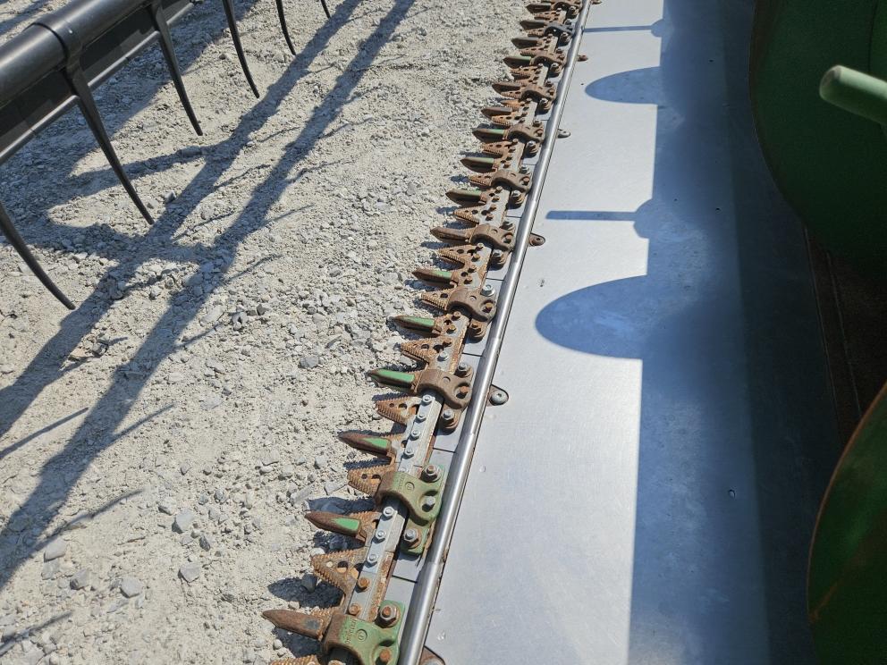 Image for 2009 John Deere 635F