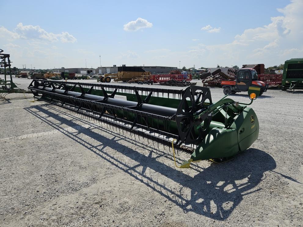 Image for 2009 John Deere 635F