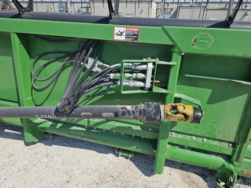 Image for 2009 John Deere 635F