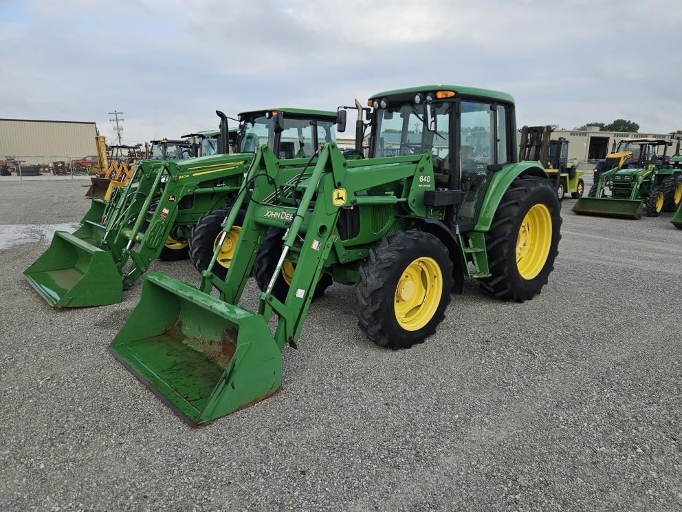 Image for 2006 John Deere 6420