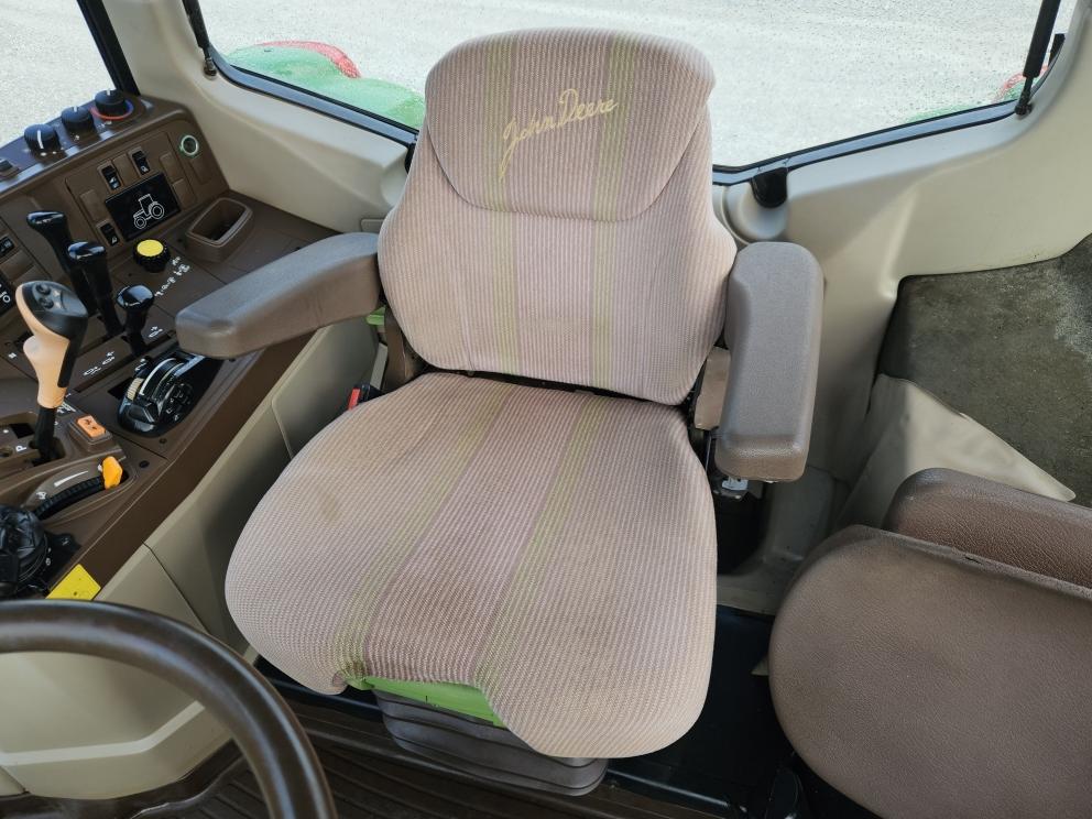 Image for 2006 John Deere 6420